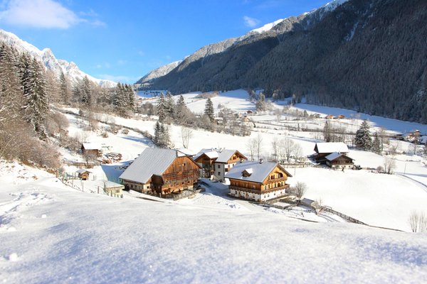 Winter Präsentationsbild Ferienwohnungen auf dem Bauernhof Bergerhof