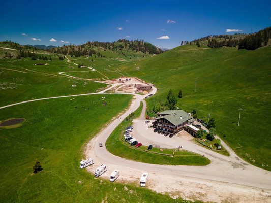 Photo exteriors Mountain hut Valmaron