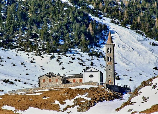 Photo exteriors Mountain hut with rooms Eita Valgrosina
