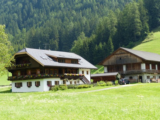Photo exteriors Farmhouse apartments Riederhof