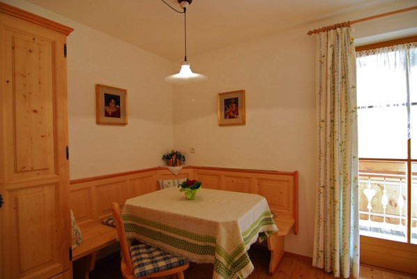 The living area Farmhouse apartments Waldrasthof