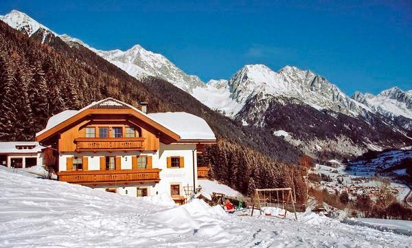 Photo exteriors Farmhouse apartments Waldrasthof