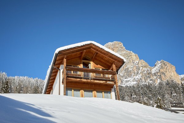 Foto esterno in inverno Chalet Alta Badia