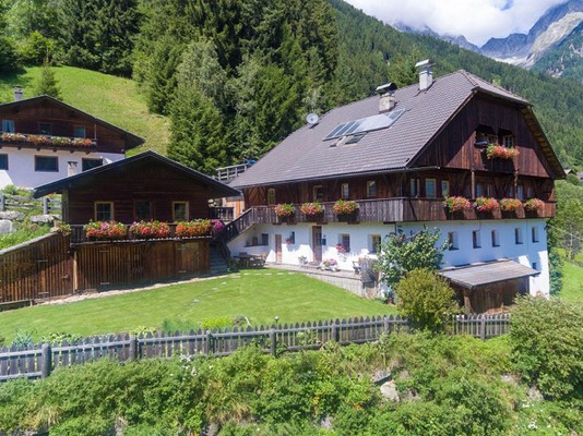 Photo exteriors Farmhouse apartments Innerkumpflhof