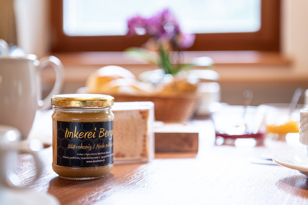 The breakfast Apartments Landheim Obertal