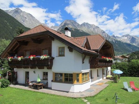 Photo exteriors Apartments Haus Hellweger