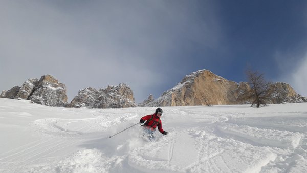 Foto invernale di presentazione Centro d'Alpinismo Catinaccio