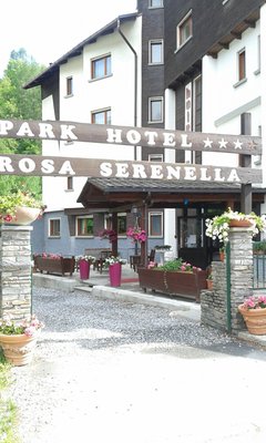 Foto estiva di presentazione Hotel Rosa Serenella