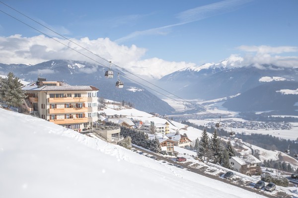 Foto esterno Hotel Kronplatz-Resort Kristall