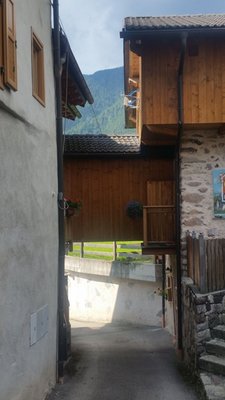 Foto Außenansicht im Sommer Lausen Vil