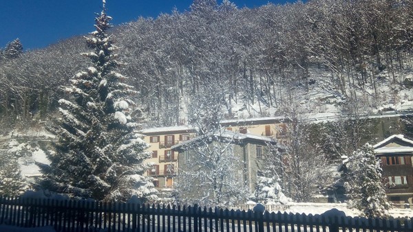 Foto esterno Albergo Ala