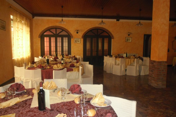 Das Restaurant Inverso Pinasca (Val Chisone und Val Germanasca) L'Ostu Del Povr-om