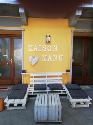 Foto Außenansicht Zimmervermietung Maison Manu
