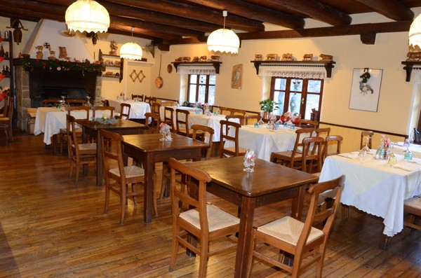 Das Restaurant Usseaux (Val Chisone und Val Germanasca) Lago del Laux