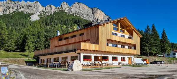 Foto esterno Chalet Alpenrose