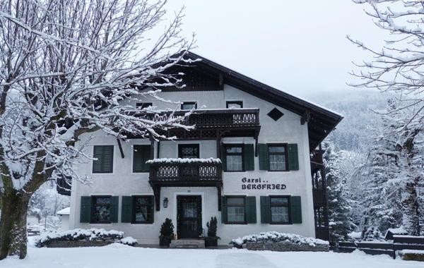 Photo exteriors Garni (B&B) + Apartments Bergfried