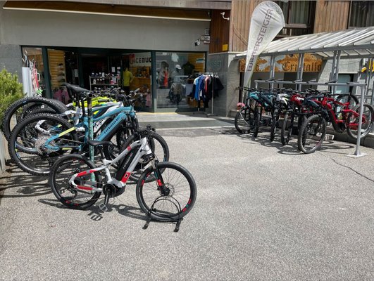Foto di presentazione Noleggio bici Passet Sport