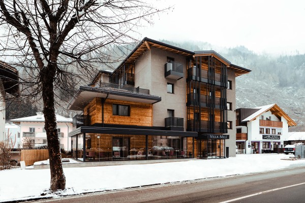 Foto esterno Hotel Villa Melì