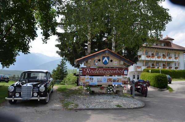 Foto esterno in estate Alpenlandhotel Rodeneggerhof