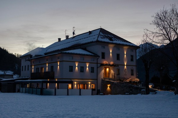 Foto esterno Hotel Al Capriolo