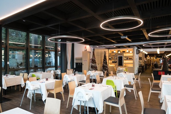 The restaurant Riva Valdobbia (Valsesia Monterosa) Mirtillo Rosso Family Hotel