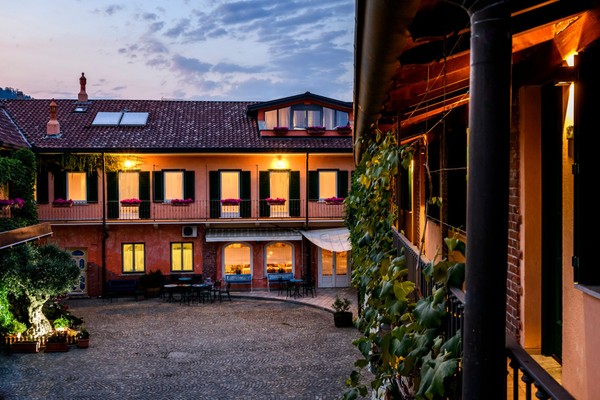 Photo exteriors Farmhouse B&B Anzivino