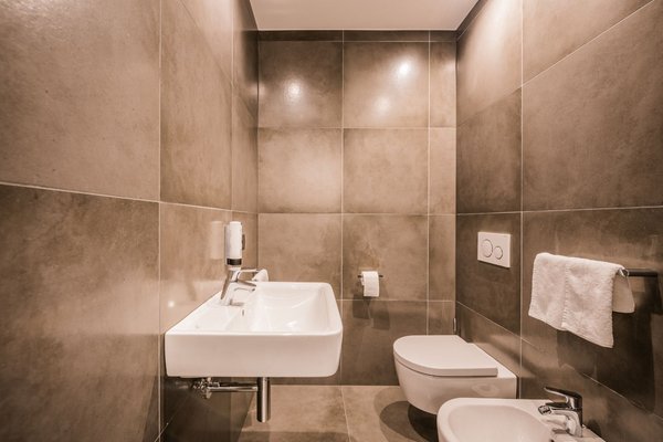 Foto del bagno Alpinhotel