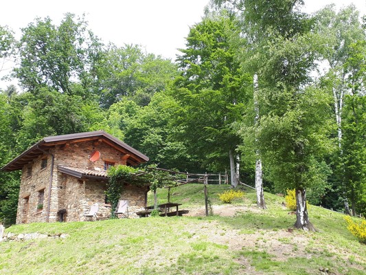 Foto esterno Agriturismo L'Arbo - Appartamenti in baita