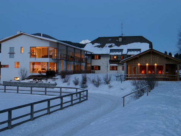 Foto esterno in inverno Tolderhof