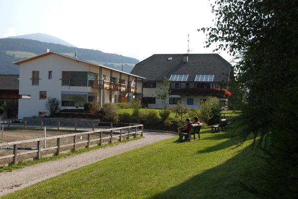 Foto esterno in estate Tolderhof