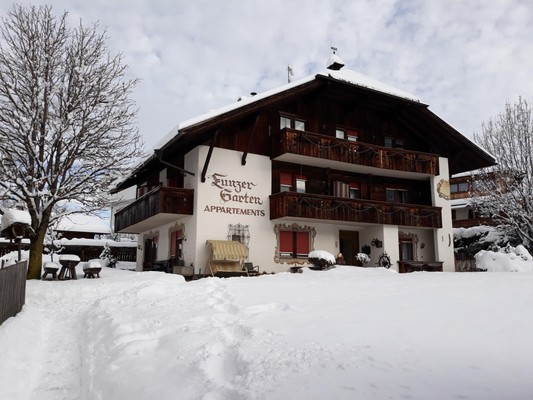 Photo exteriors Residence Lunzer Garten