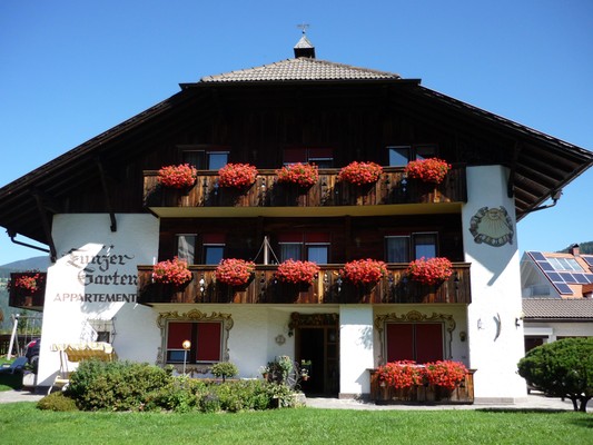 Foto Außenansicht Residence Lunzer Garten