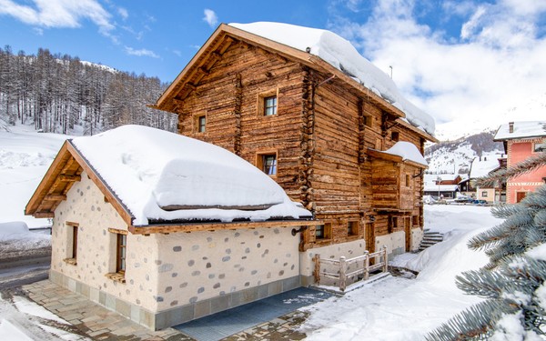 Photo exteriors Apartments Baita Kate