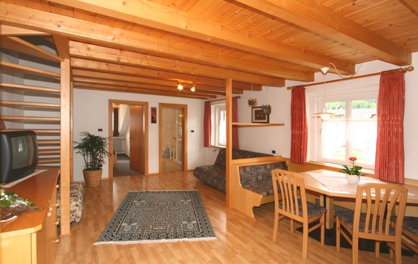 The living area Farmhouse apartments Hengler Hof