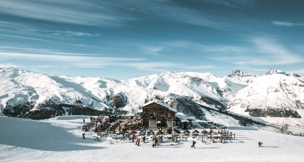 Photo exteriors Mountain hut Camanel di Planon