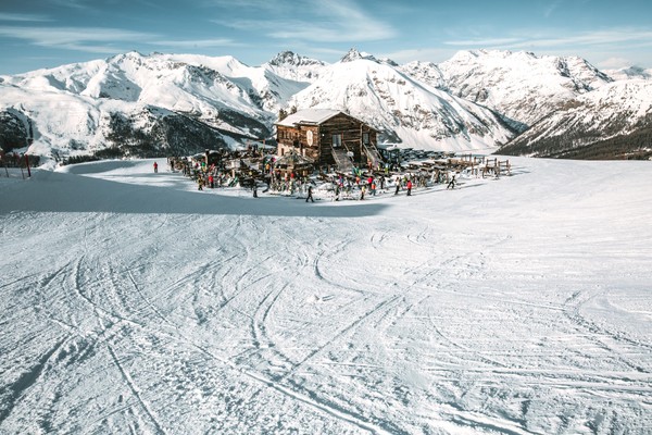 Photo exteriors Mountain hut Camanel di Planon