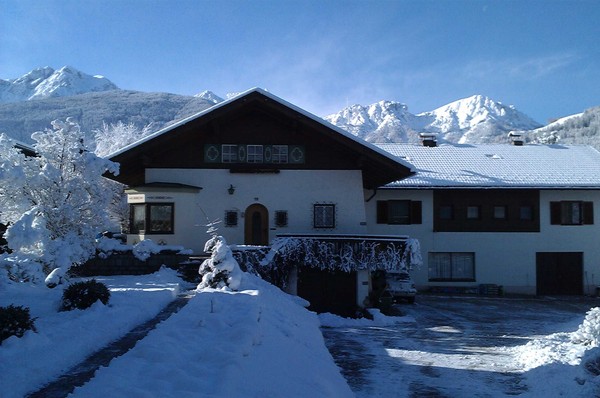 Foto Außenansicht Ferienwohnungen Schnarf