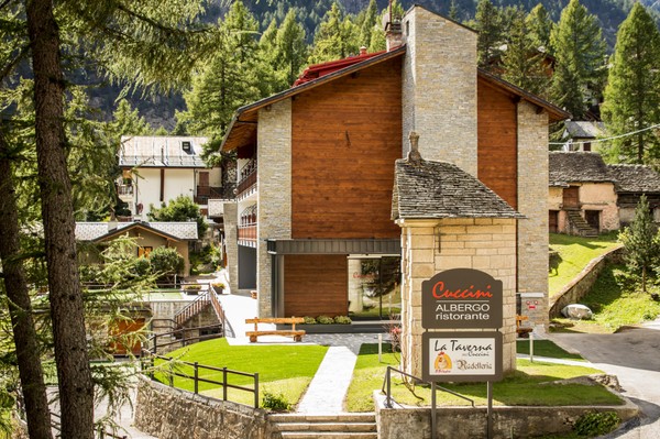 Foto Außenansicht Hotel Cuccini