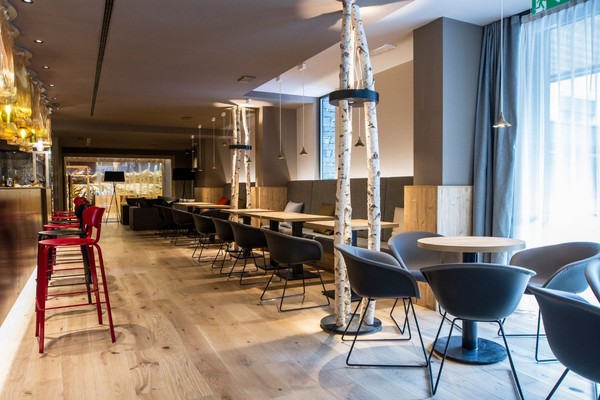 Foto del bar Hotel La Vetta