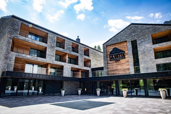 Foto esterno Hotel La Vetta