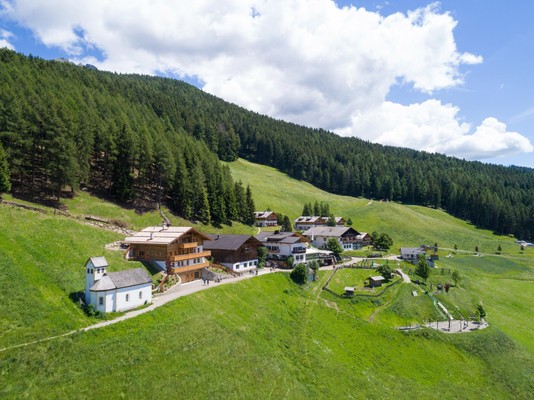 Foto Außenansicht Restaurant Taser Alm