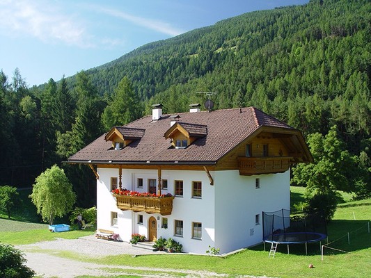 Foto Außenansicht Ferienwohnungen auf dem Bauernhof Getzenbergerhof