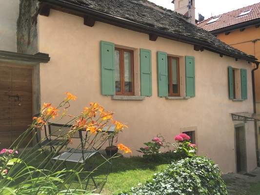 Foto esterno Casa vacanze Mozzio Antica