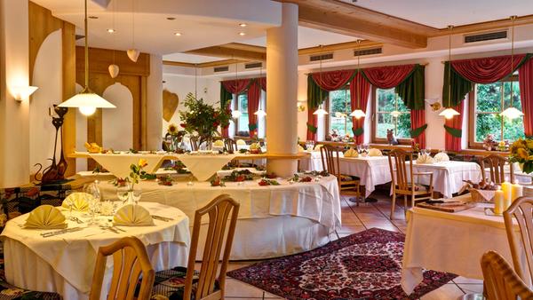 Il ristorante San Sigismondo (Chienes) Tauber's Bio Vitalhotel