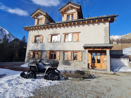 Foto esterno Rifugio con camere Il Dosso