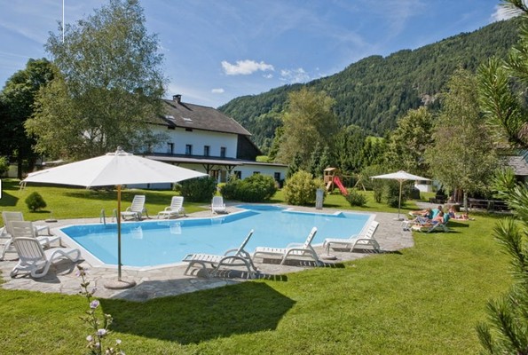 Foto della piscina all'aperto