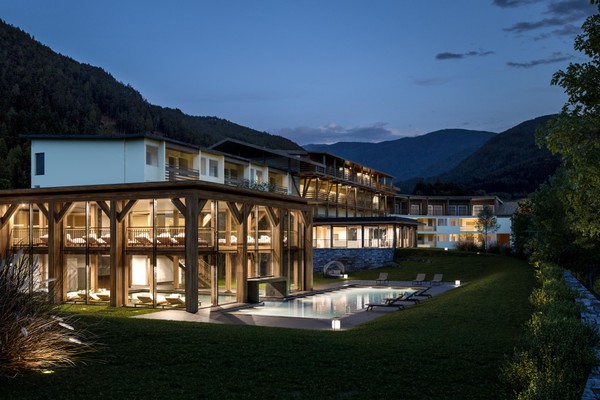 Photo exteriors Hotel Pustertalerhof