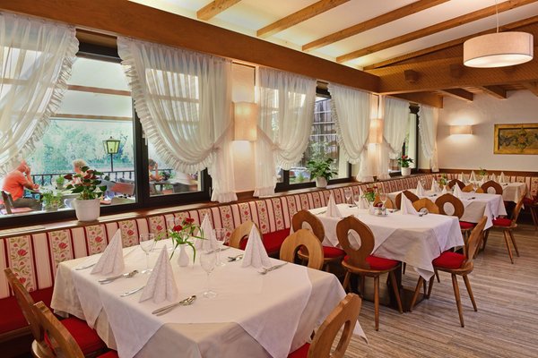 The restaurant Chienes / Kiens River Hotel Post