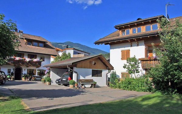 Sommer Präsentationsbild Ferienwohnungen auf dem Bauernhof Pichlerhof