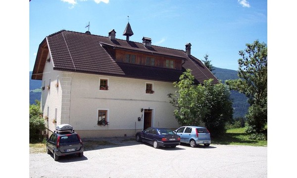 Foto Außenansicht Pension + Ferienwohnungen auf dem Bauernhof Haus Lerchner